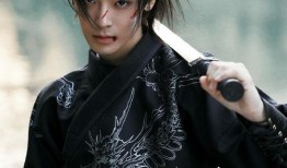 侯明昊家世爆料视频在线观看,豪门背景曝光，网友热议